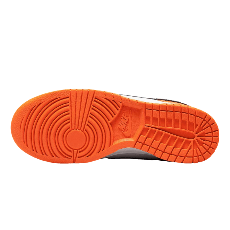 Tênis Dunk Low "Patent Halloween" Feminino Laranja