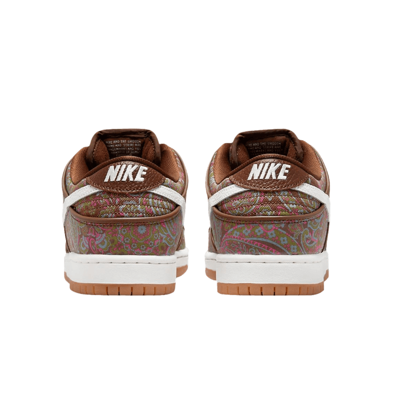 Tênis Dunk Low SB "Paisley Brown" Marrom