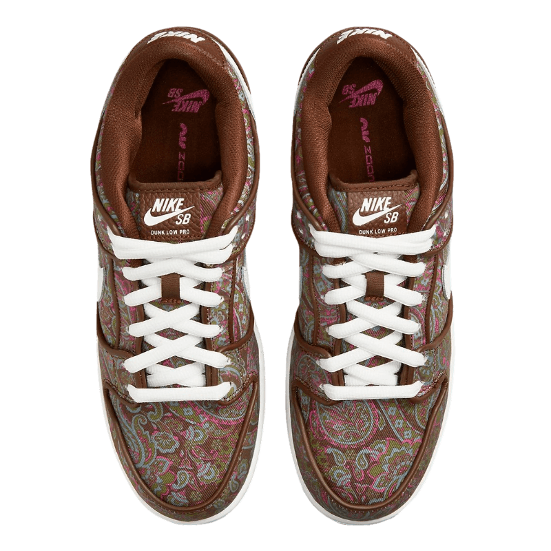 Tênis Dunk Low SB "Paisley Brown" Marrom