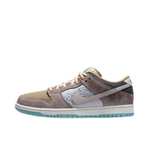 Tênis Dunk Low SB "Big Money Savings" Marrom