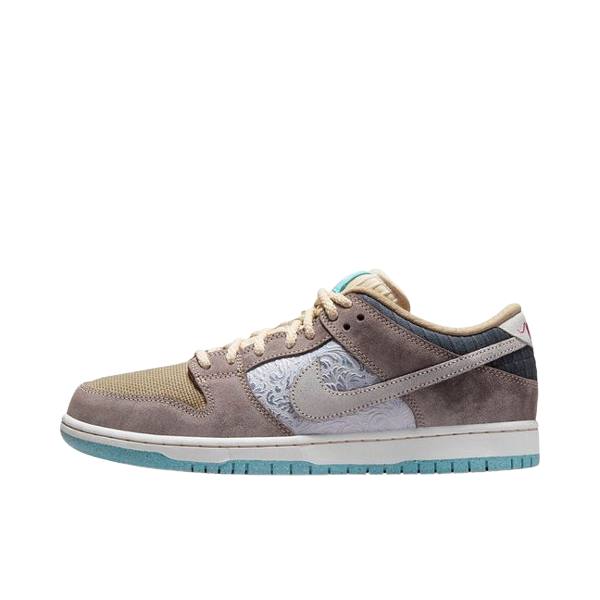Tênis Dunk Low SB "Big Money Savings" Marrom