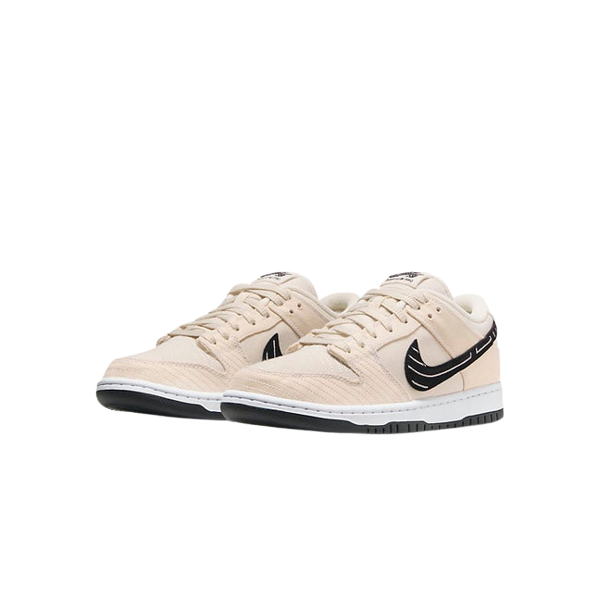 Tênis Dunk Low SB "Albino & Preto"