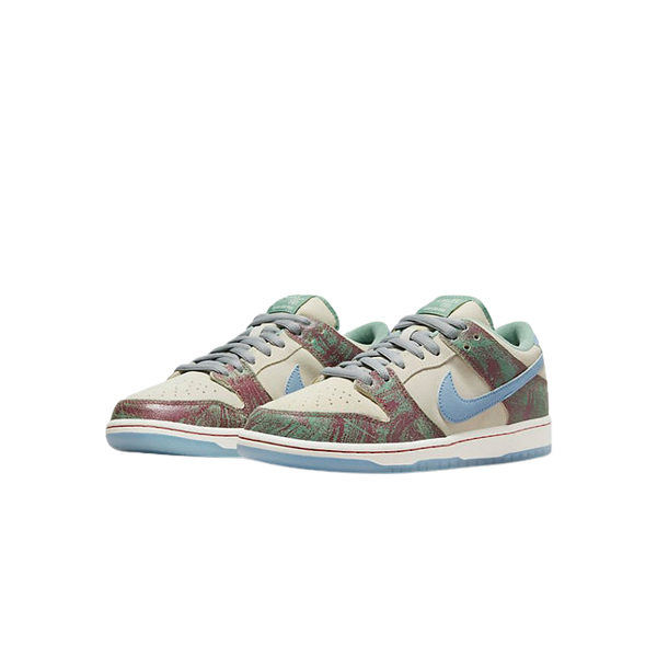 Tênis Dunk Low SB x Crenshaw "Skate Club" Bege