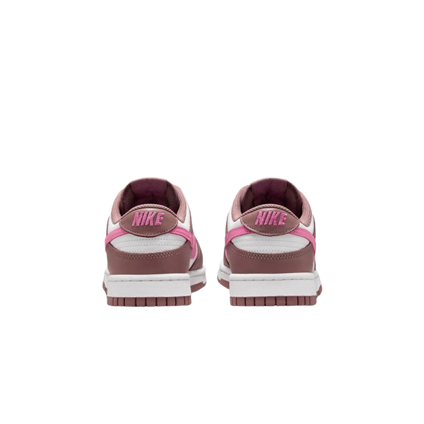 Tênis Dunk Low "Smokey Mauve" Feminino Marrom