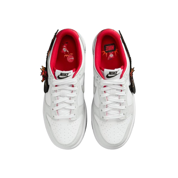 Tênis Dunk Low "Year of the Dragon" Feminino Cinza