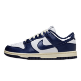 Tênis Dunk Low "Midnight Navy and White" Feminino Azul