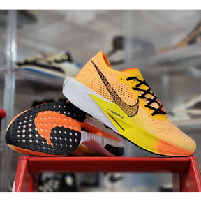 Tênis Nike Air Zoom X Vaporfly Next%3 Orange