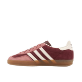 Tênis adidas Gazelle Indoor "Maroon Cloud White" Feminino Marrom
